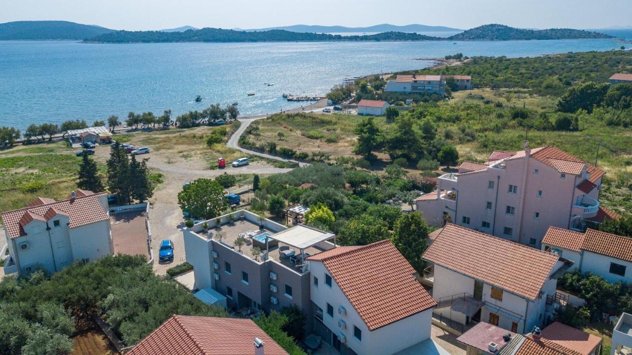 Apartments Luka Vodice Exterior photo