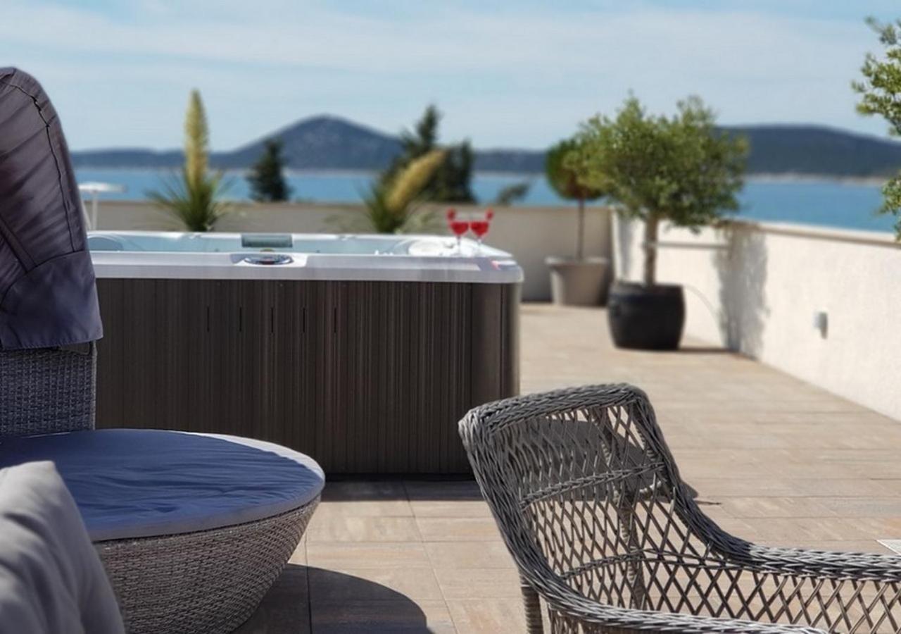 Apartments Luka Vodice Exterior photo
